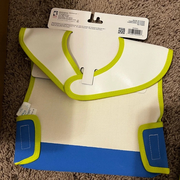 2 NWT Baby Bibs - Picture 4 of 6